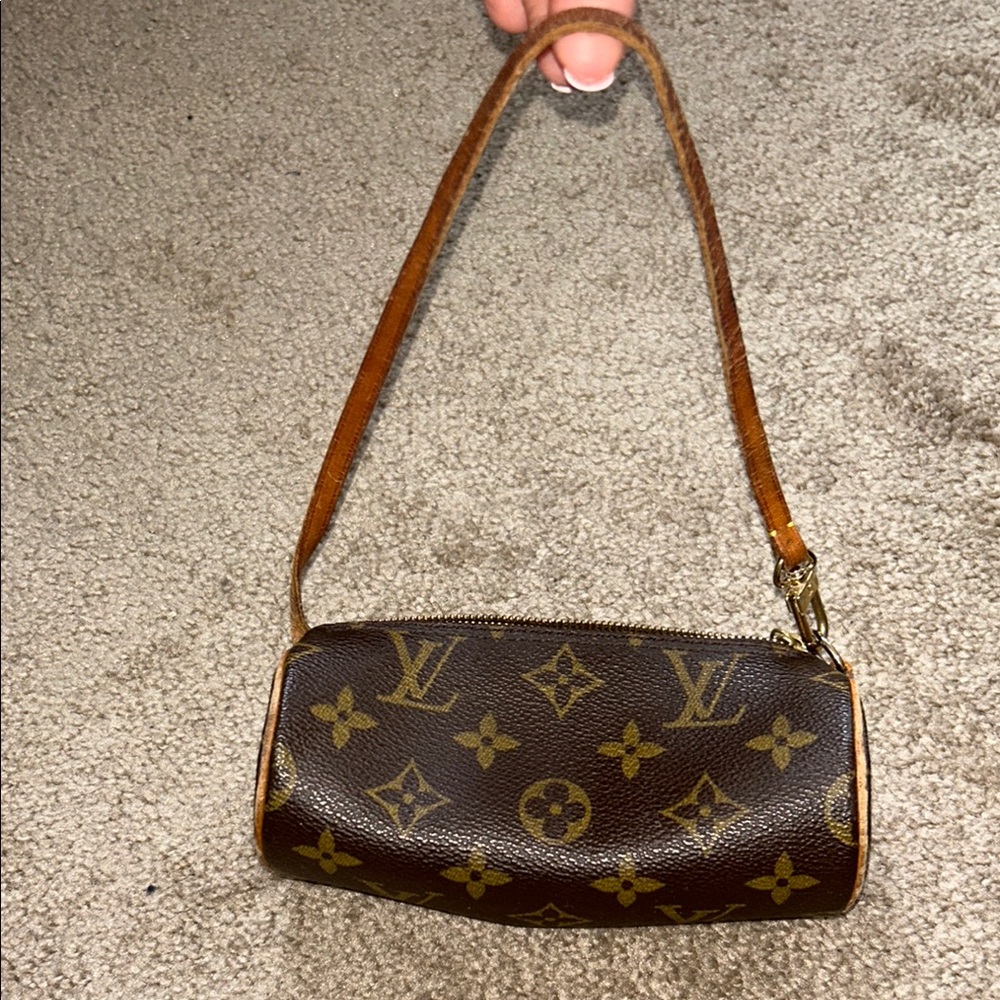 Louis Vuitton Mini Pochette